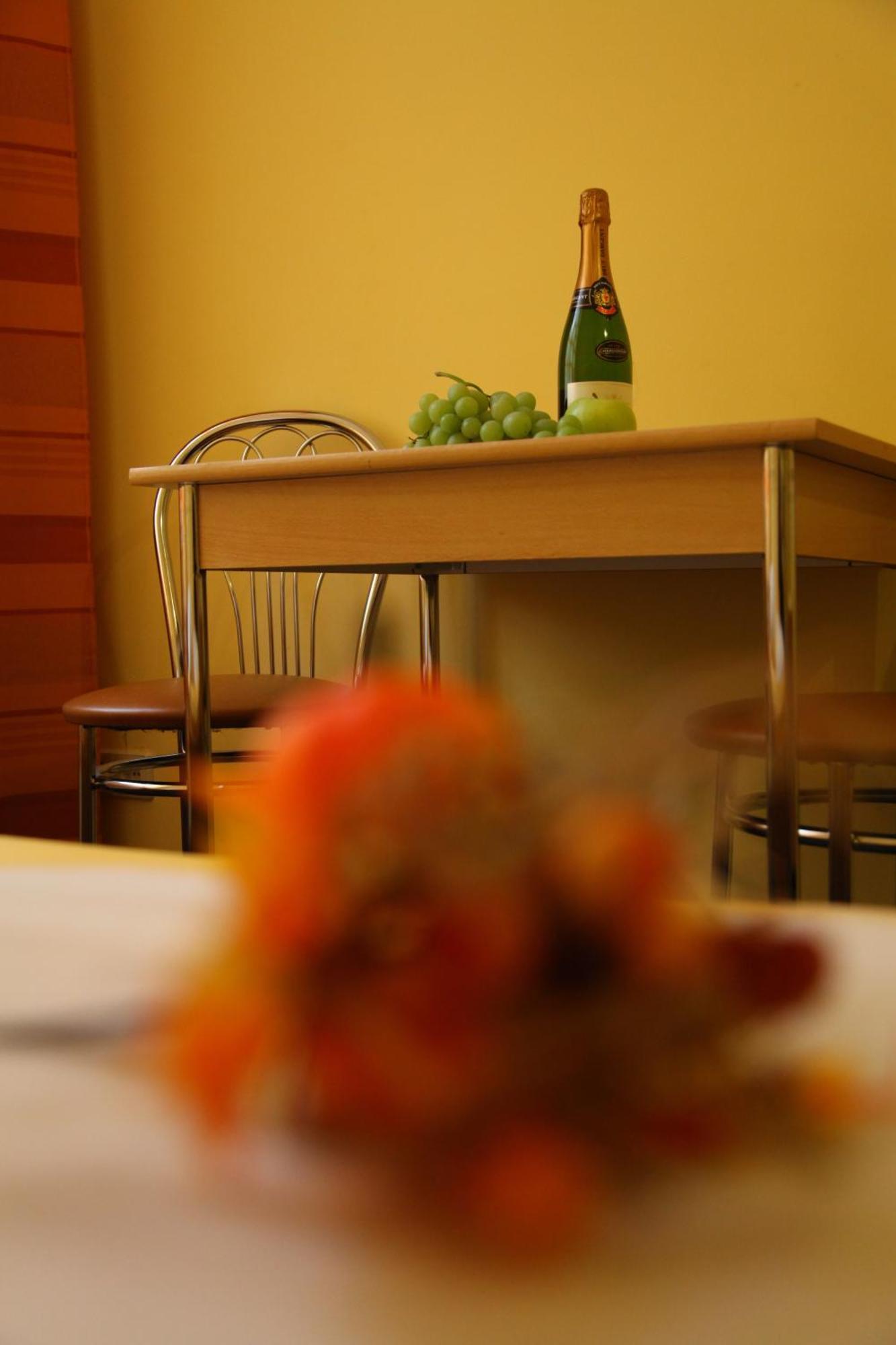 Hotel Pension Insor Berlin Bagian luar foto