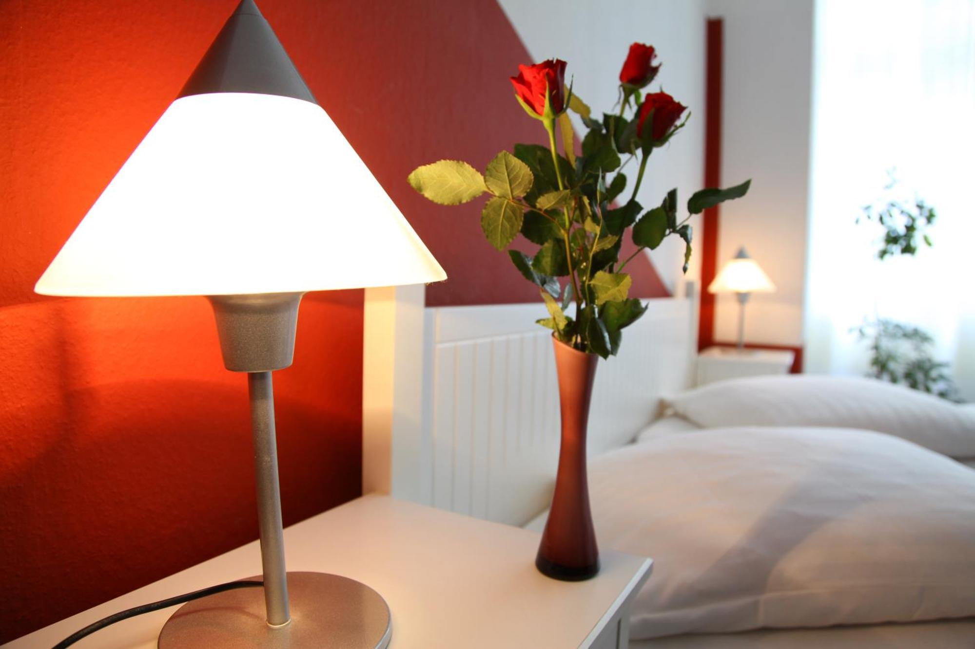 Hotel Pension Insor Berlin Bagian luar foto